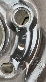 Predám plechové disky na letných pneumatikach - 15