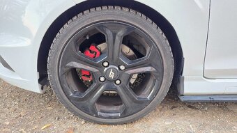 Ford Fiesta 1.6 ST - 15