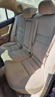 Honda ACCORD 2,2i-CTDi 103kw - 15