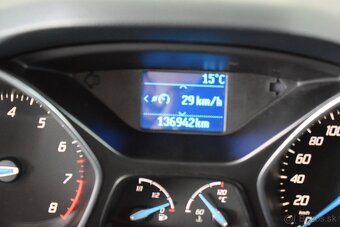 Ford C-MAX 1,6 i Titanium,7míst,NAVIGACE - 15