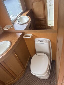 Obytný príves Swift Farway 460 r.v 2007 - 15