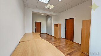PRENÁJOM Obchodný priestor alebo kancelária centrum mesta Ru - 15