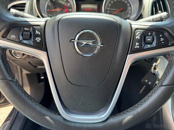 Opel Astra 1.4 Turbo 140k Cosmo - 15