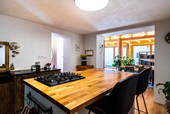 NOVÁČANY-zrekonštruovaný dom, 3xizba, pozemok 659 m2 - 15