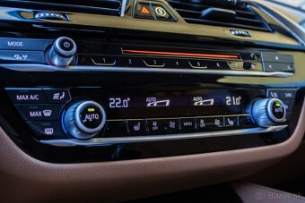 BMW Rad 5 Touring 530d xDrive A/T - 15