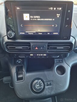 Opel Combo Life 1.2Turbo 130K AT/8 Edition PLus SR 1majiteľ - 15