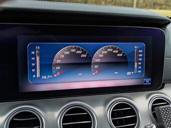 Mercedes-Benz E trieda Kombi 400 4MATIC 3.5 V6 AMG Line - 15