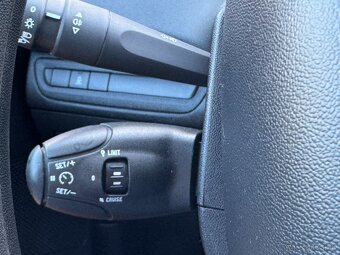 Peugeot 208 1.0 PureTech Active - 15