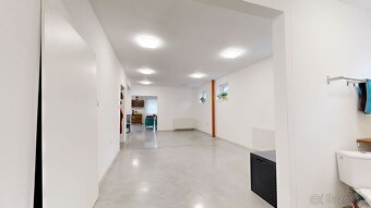 PREDAJ – VEĽKÝ 7-IZBOVÝ RODINNÝ DOM V TRNAVE, VHODNÝ NA BÝVA - 15