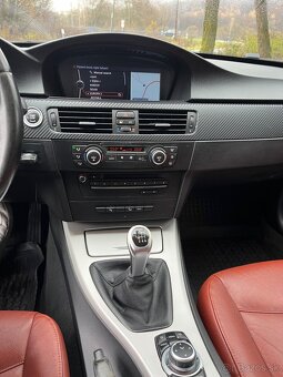 BMW E90 320d X-drive - 15