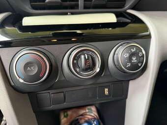 Toyota Yaris Cross - 15