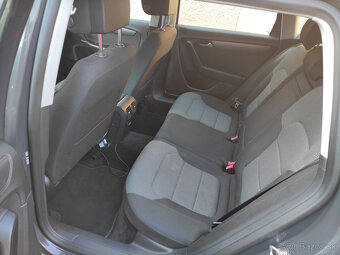 Volkswagen Passat Variant 2.0 TDI 4MOTION - 15