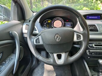 Renault Megane kombi 1.5 diesel manuál - 15