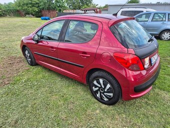 Peugeot 207 - 15