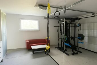 PRENÁJOM veľkého 4iz bytu  až 200m2 +  záhrada, bazen,sauna, - 15
