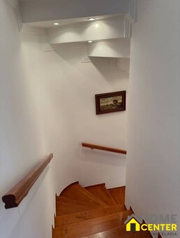 PREDAJ : ŠTÝLOVÝ RODINNÝ DOM S BAZÉNOM, KOMÁRNO - 15