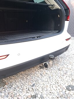 Volvo V60 /D4 Momentum - 15