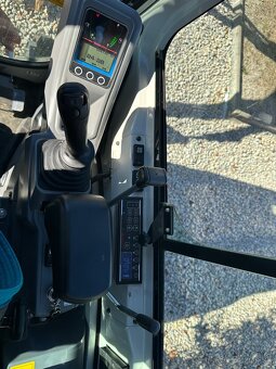 Pásový báger - Takeuchi TB216 - 15