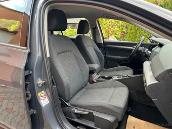 Volkswagen Golf VIII Variant 1.0 eTSI 81kw Dsg 153893KM - 15