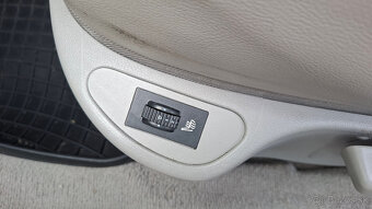 Peugeot 308 CC 2.0 HDi, Cabrio, 103 kW - 15