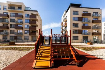 PRENÁJOM luxusný 3 izbový byt s garážou, Nitra - Centrum - 15