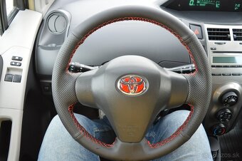 TOYOTA YARIS 1,33I 74kW Dual VVT-i Slovenské 2009 - 15