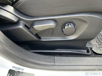 Predám Ford Smax - 15