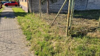 STAVEBNÝ POZEMOK S NÁVRHOM PROJEKTU RODINNÉHO DOMU - 15