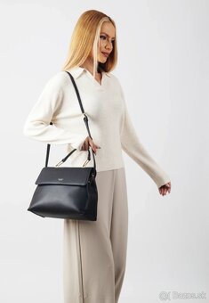 čierna kožená kabelka carlheim - nová - 15