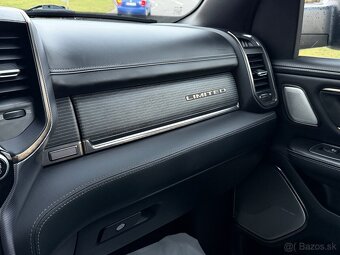 Dodge RAM Limited — 5.7 V8 HEMI etorque — 2021– extra výbava - 15