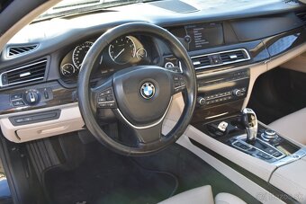 BMW Rad 7 750i xDrive - 15