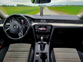 Volkswagen Passat B8 2.0 D - 15