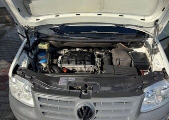 Volkswagen Caddy 1,9TDi MAXI Nová STK regály nafta manuál - 15
