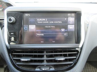 Peugeot 208 1.2 PureTech Style - 15