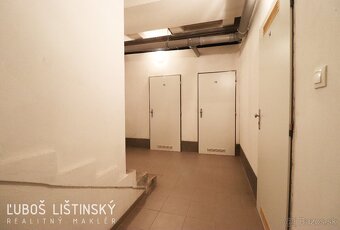 2 izb. byt v CENTRE, parkovanie, vlast.kúrenie, veľká terasa - 15