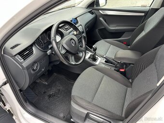 Škoda Octavia Combi 1.6 TDI Ambition - 15