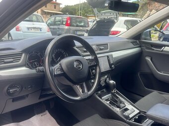 ŠKODA SUPERB COMBI 2.0 TDI.DSG - 15