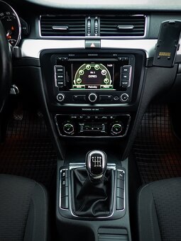 ŠKODA SUPERB COMBI 1.8 TSI 118kW  ELEGANCE - XENON NAVI - 15