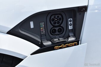 Audi Q8 S E-Tron - 15