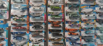 1.5€/ksHotwheels modely - 15