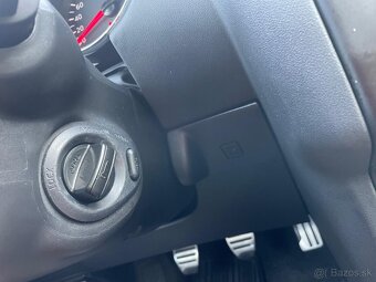 Nissan Qashqai 2.0 dCi Tekna 4x4 - 15