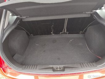 Ford miesta 1,3 i - 15