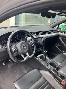 Volkswagen Passat Var. 2.0 TDI R-Line Highline 110kW - 15