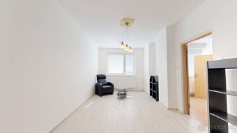 PINK Reality Na predaj útulný 4-izbový rodinný dom v Šali –  - 15