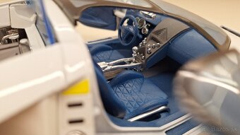 1:18 FORD GT90 - 15