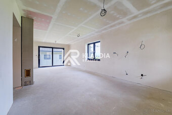 Moderný 4-izbový bungalov v tichej lokalite Ploské – novosta - 15