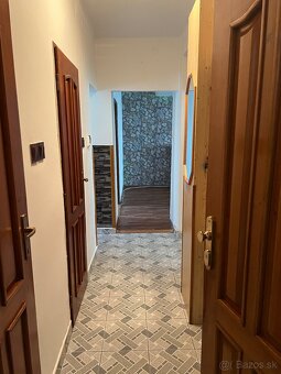 Na predaj 3 izbový byt v centre Brezna,pri parku 71m2 - 15