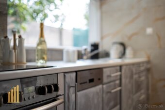 Nestor Capital - 5-izbový zrekonštruovaný rodinný dom - 15