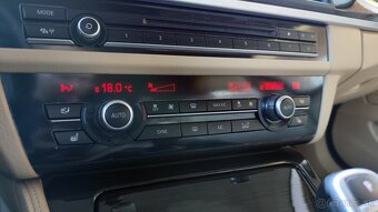 BMW F11 530d xDrive Touring Luxury 190kW 11/2013 220000km - 15