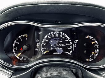 Jeep Grand Cherokee 3.0L V6 CRD Overland A/T - 15